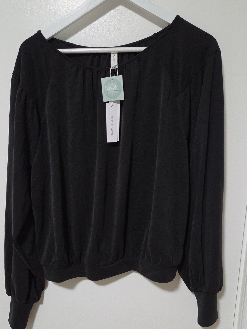 Gentle Fawn Long-Sleeve Scoop Neck Top STYLE : GF2191-2646 LILITH COL: CARBON